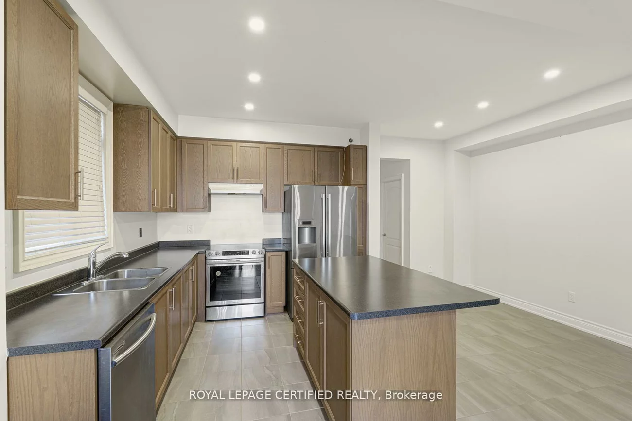 46, Deer Pass, Sharon, East Gwillimbury