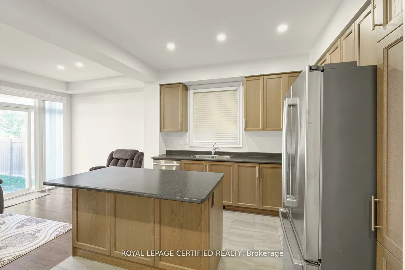 46, Deer Pass, Sharon, East Gwillimbury