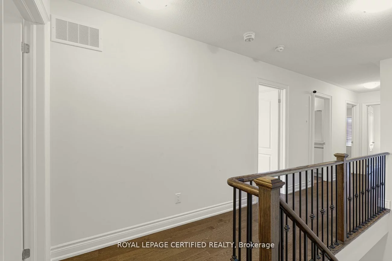 46, Deer Pass, Sharon, East Gwillimbury