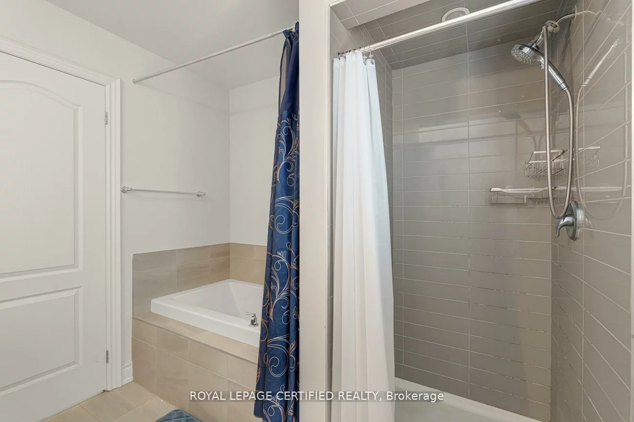 46, Deer Pass, Sharon, East Gwillimbury