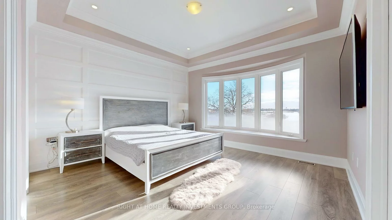 75, Manor Hampton, Sharon, East Gwillimbury