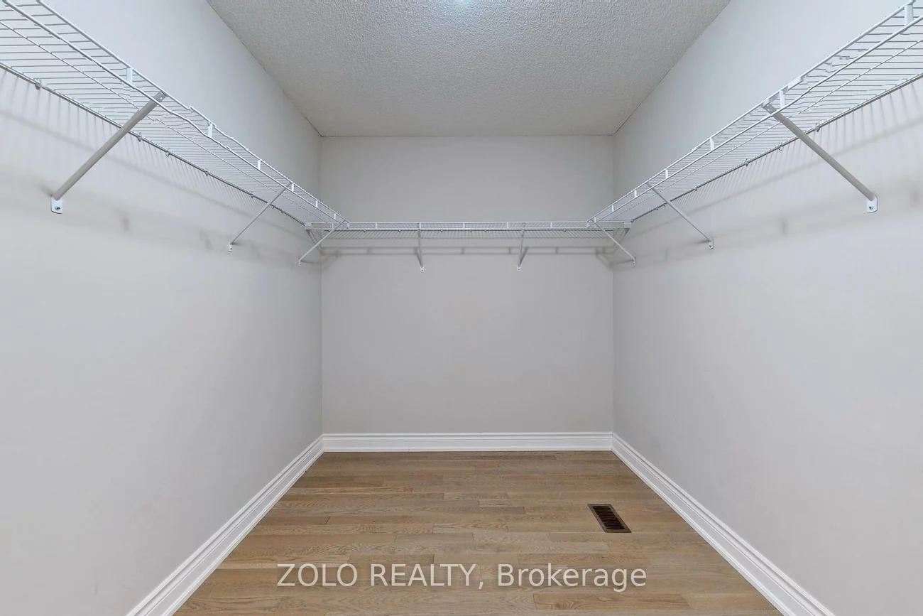 86, Briarfield, Sharon, East Gwillimbury