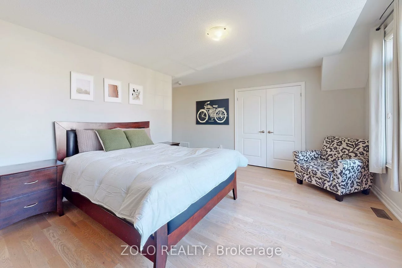 86, Briarfield, Sharon, East Gwillimbury