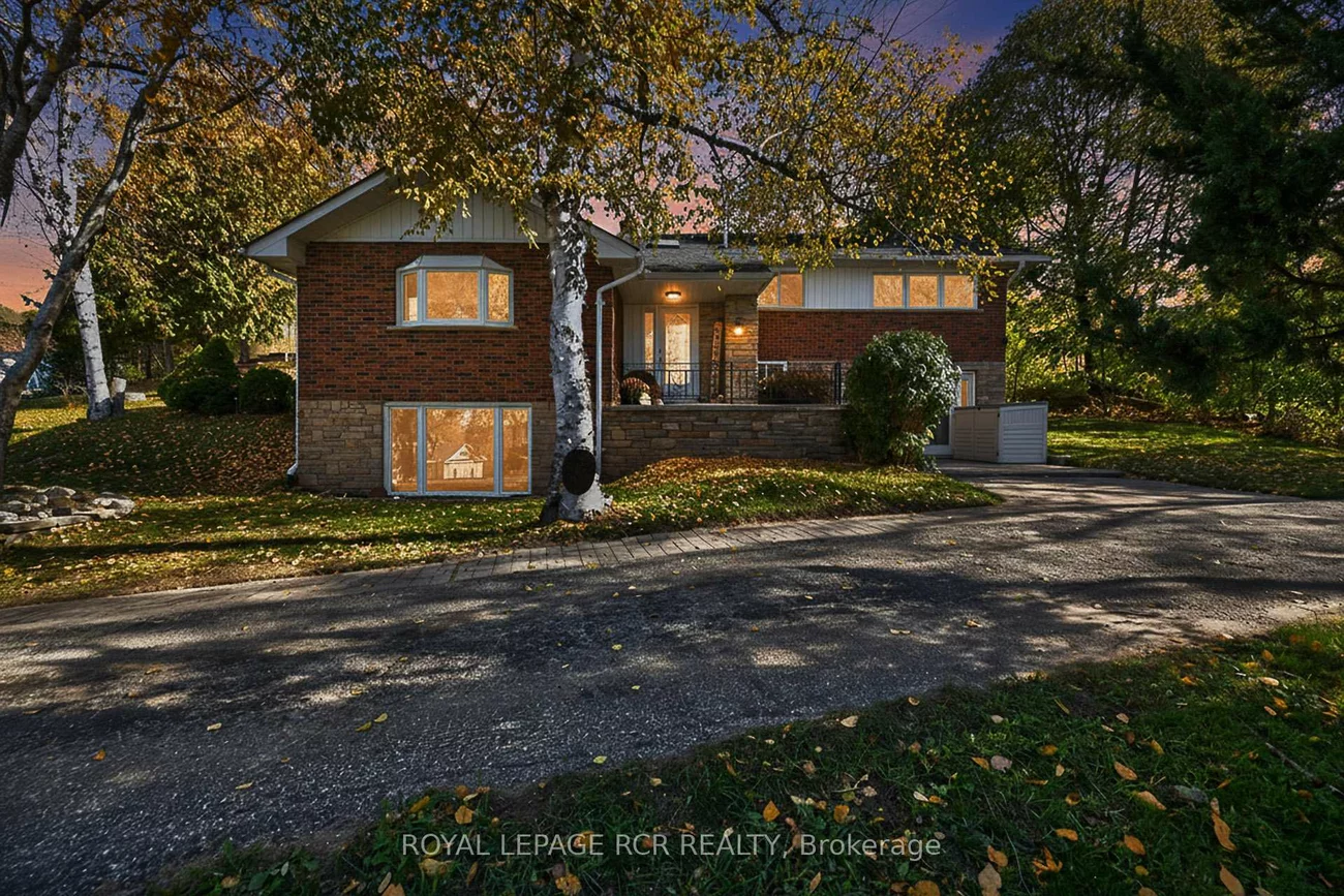 5555, Mount Albert, Mt Albert, East Gwillimbury