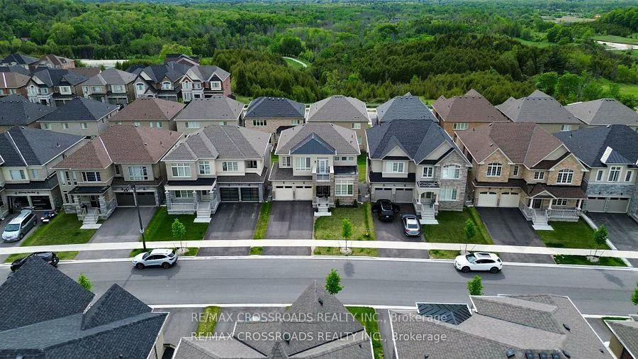 50, Carriage Shop, Queensville, East Gwillimbury