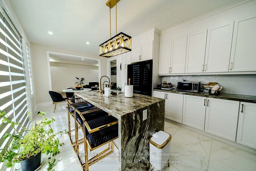 50, Carriage Shop, Queensville, East Gwillimbury