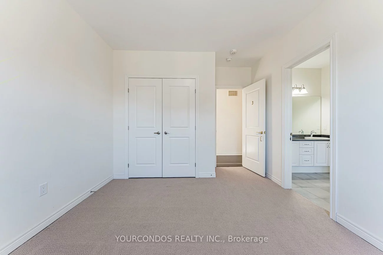 100, Beckett, Holland Landing, East Gwillimbury