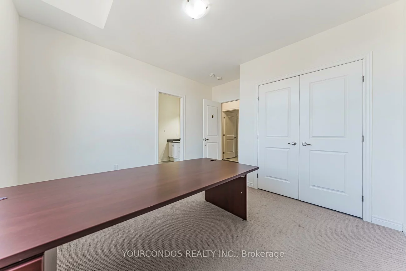 100, Beckett, Holland Landing, East Gwillimbury