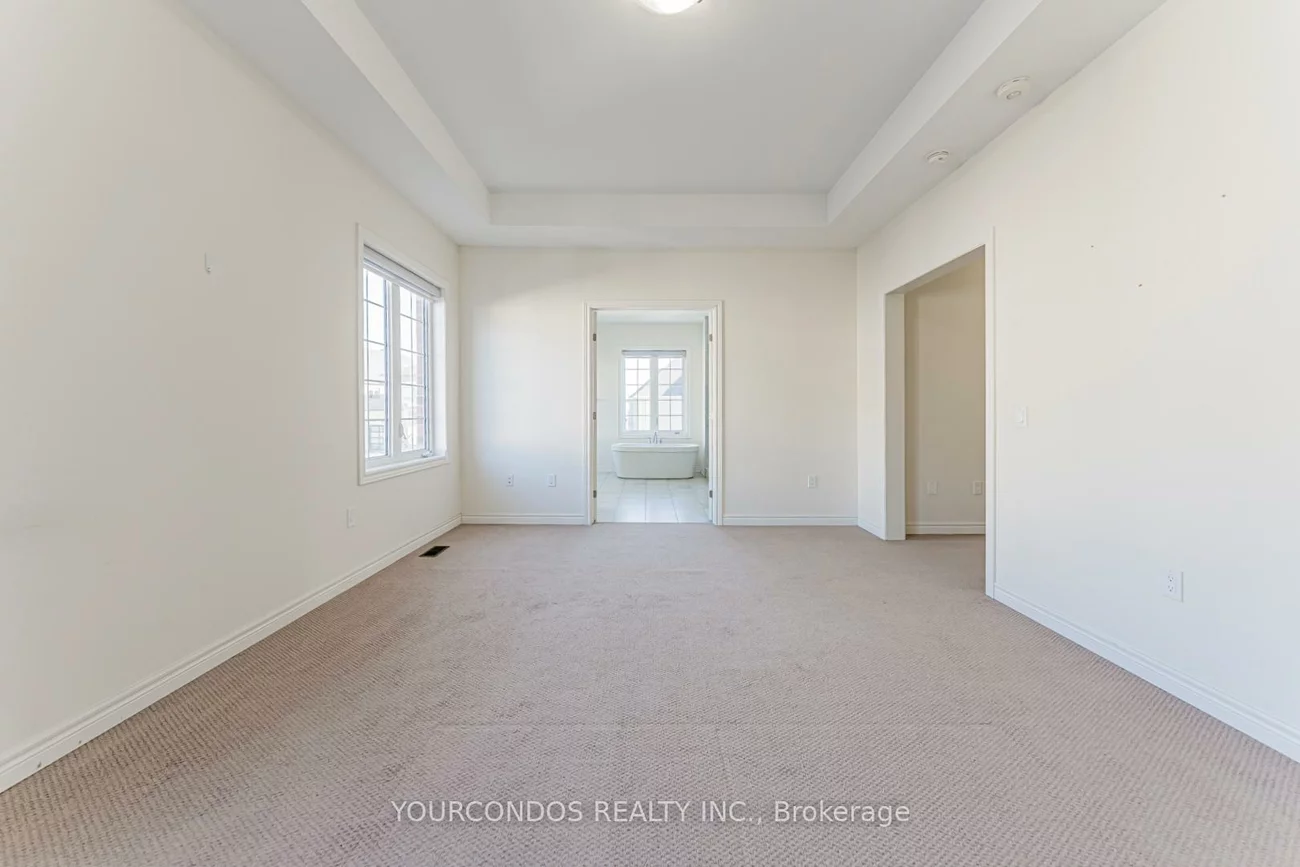 100, Beckett, Holland Landing, East Gwillimbury