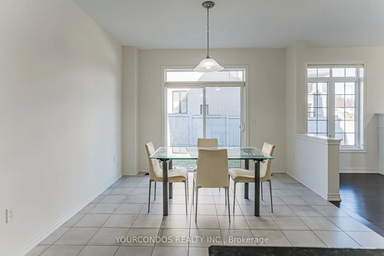 100, Beckett, Holland Landing, East Gwillimbury