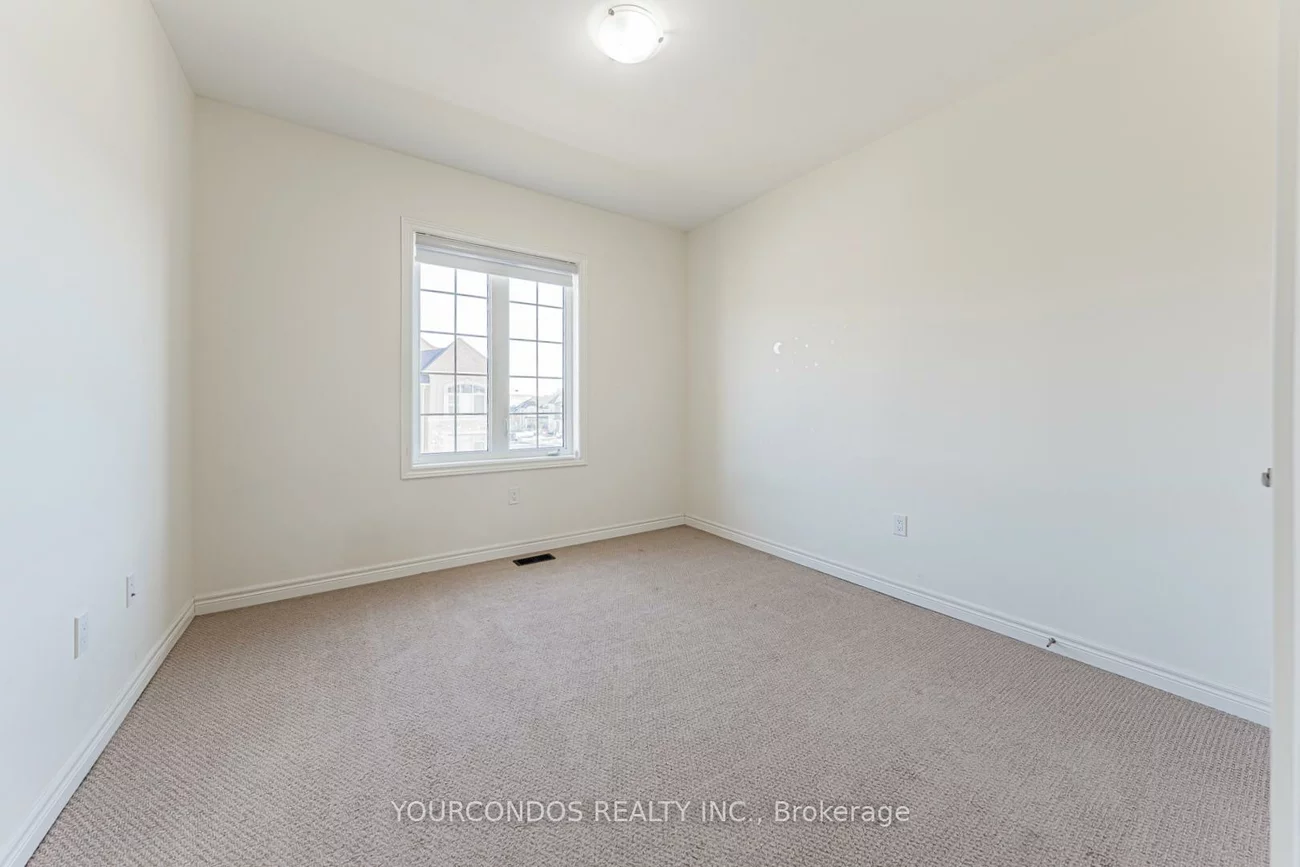 100, Beckett, Holland Landing, East Gwillimbury