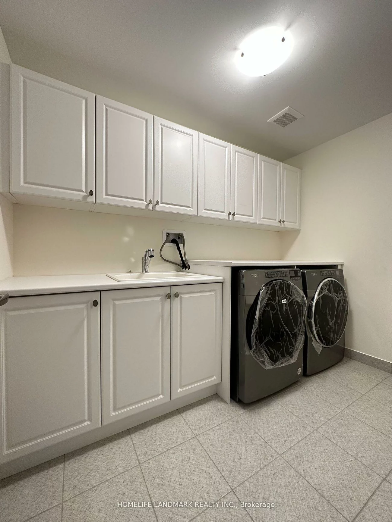 36, Upbound, Holland Landing, East Gwillimbury