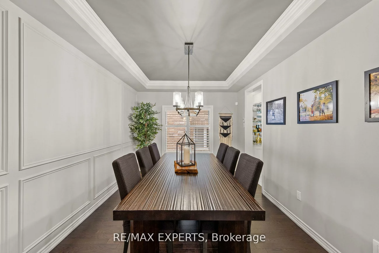 48, Manor Glen, Mt Albert, East Gwillimbury