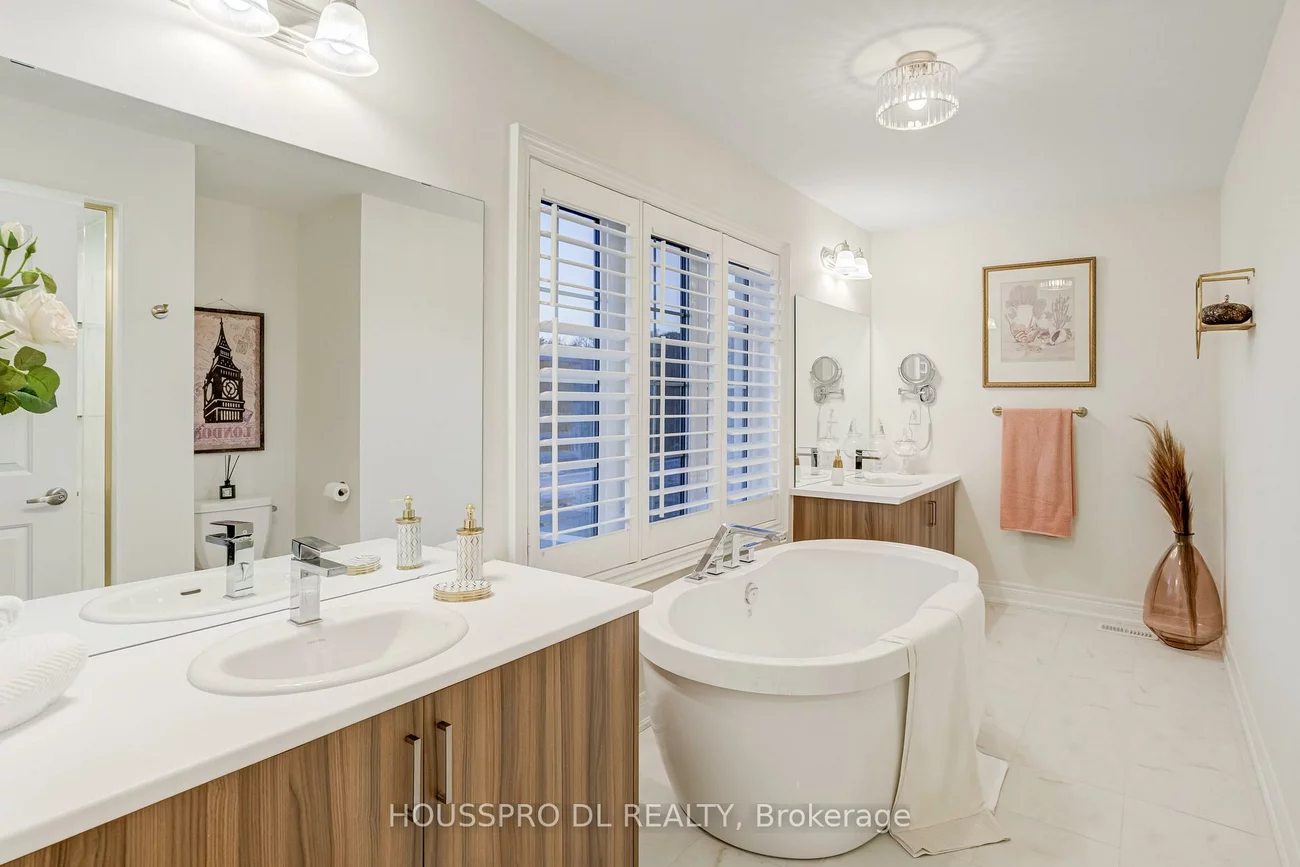 136, Carriage Shop, Queensville, East Gwillimbury