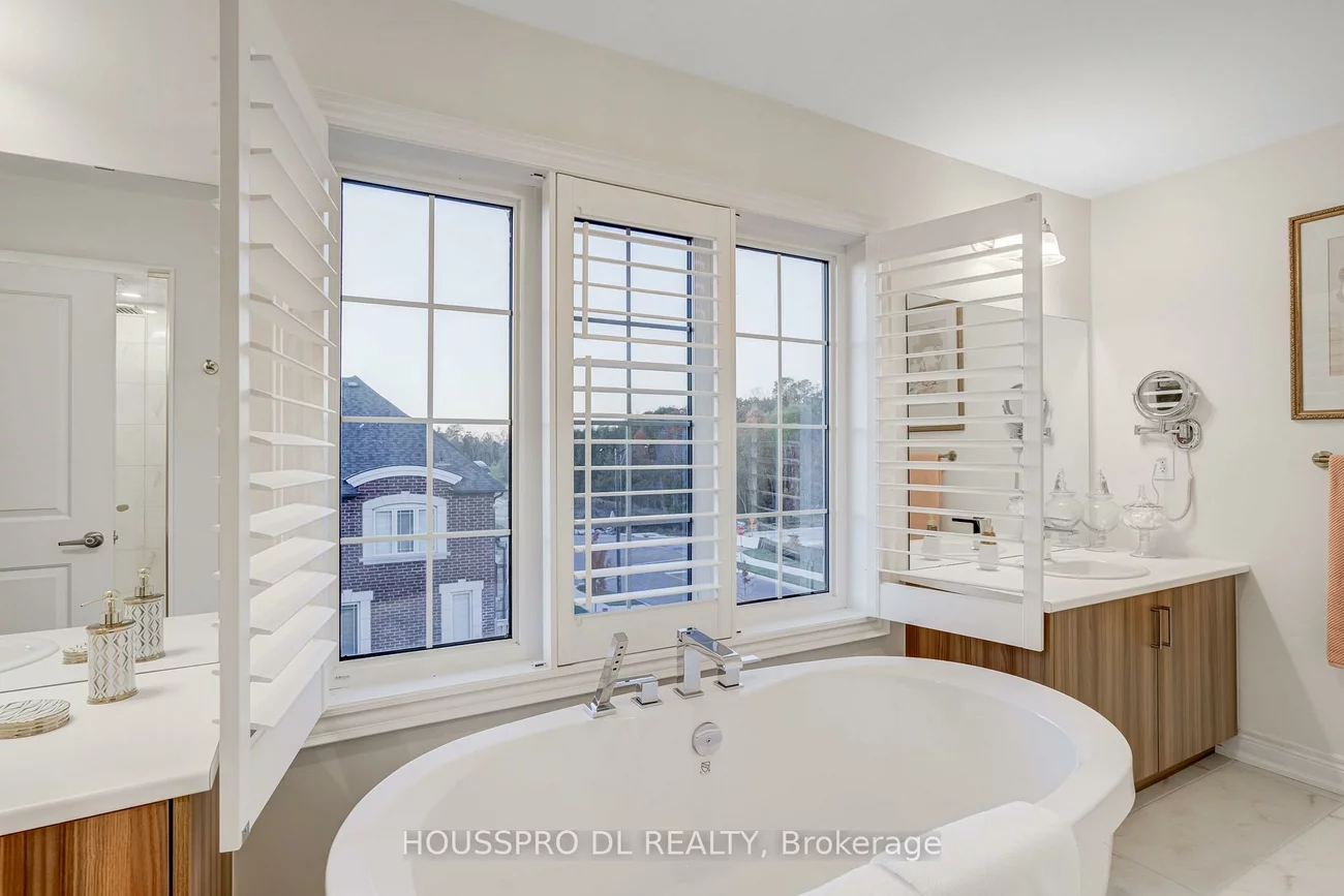 136, Carriage Shop, Queensville, East Gwillimbury