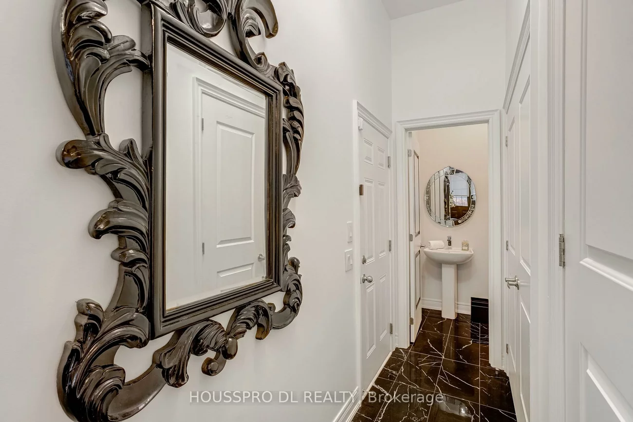 136, Carriage Shop, Queensville, East Gwillimbury