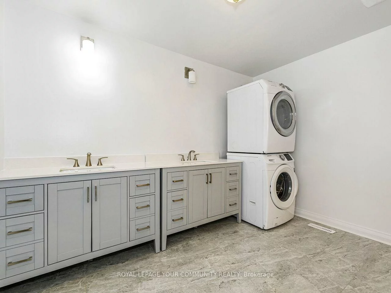 4800, Herald, Rural East Gwillimbury, East Gwillimbury