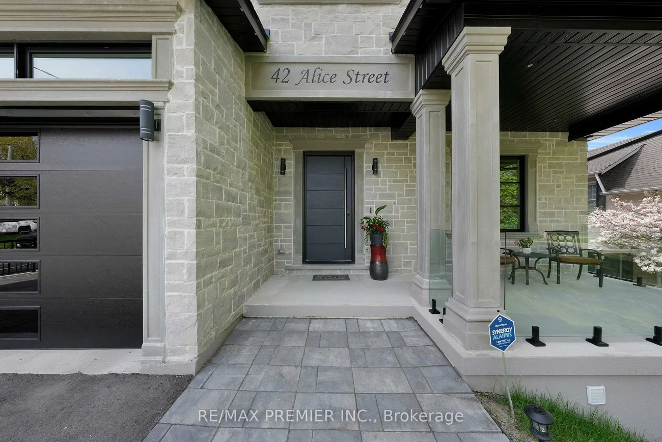 42, Alice, Mt Albert, East Gwillimbury