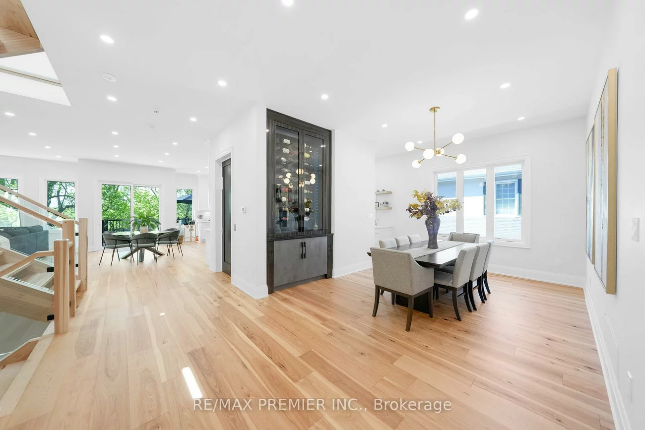 42, Alice, Mt Albert, East Gwillimbury