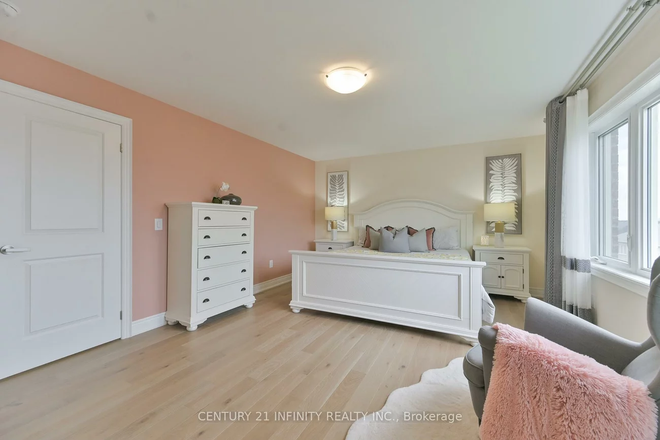 34, Watershed, Queensville, East Gwillimbury