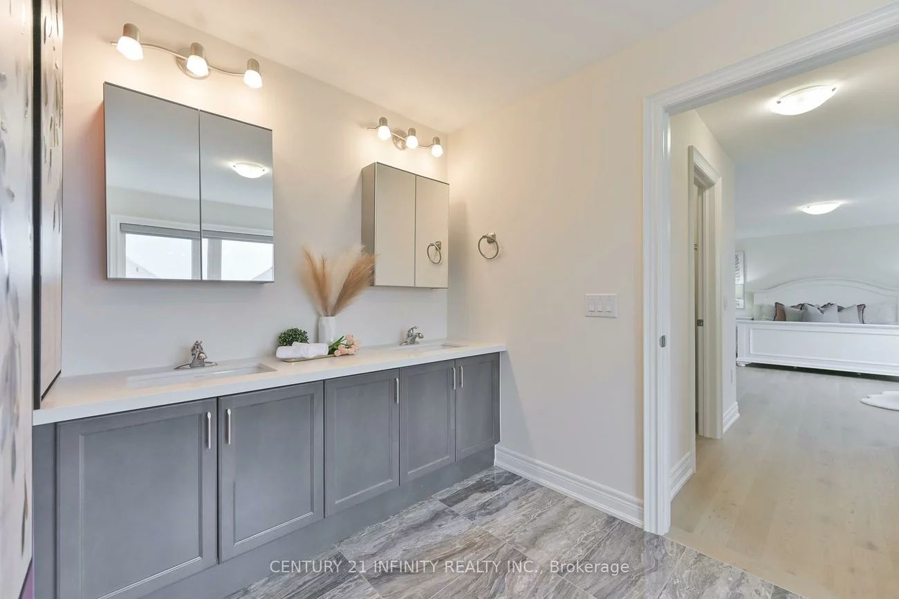 34, Watershed, Queensville, East Gwillimbury