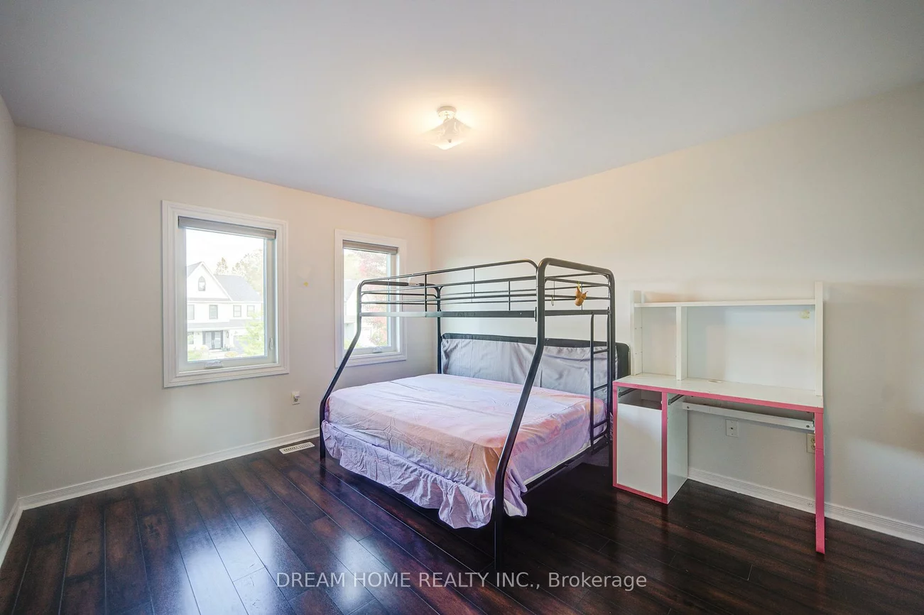 23, Viscount, Mt Albert, East Gwillimbury