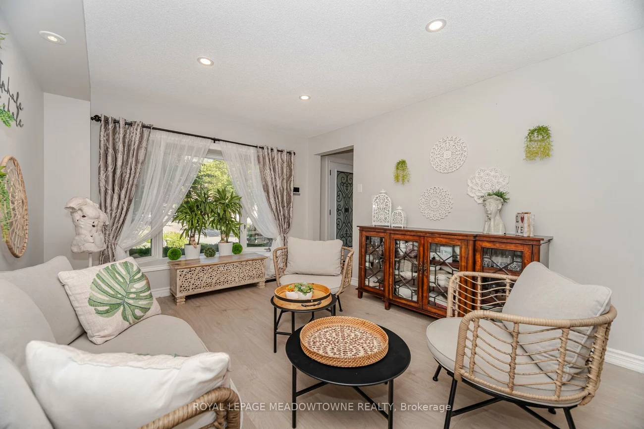 6, Hollis, Holland Landing, East Gwillimbury