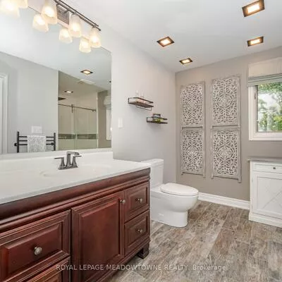 6, Hollis, Holland Landing, East Gwillimbury