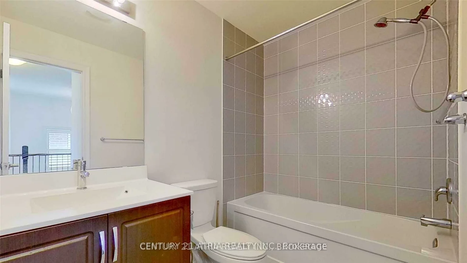 135, Countryman, Sharon, East Gwillimbury