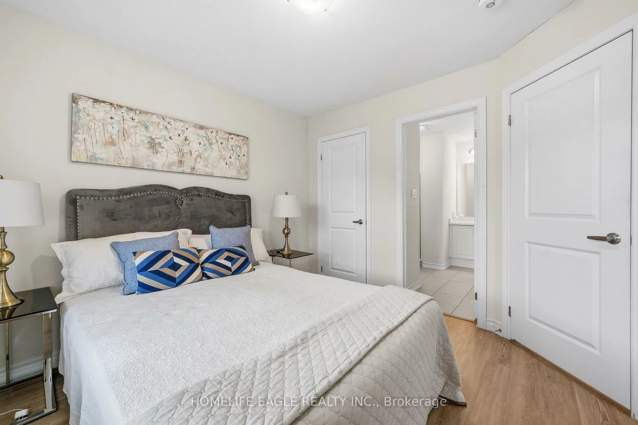 20, Viola, Sharon, East Gwillimbury