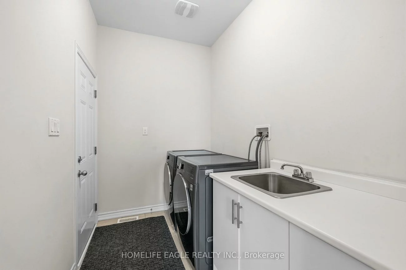 20, Viola, Sharon, East Gwillimbury