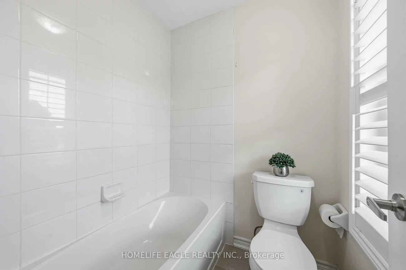 20, Viola, Sharon, East Gwillimbury