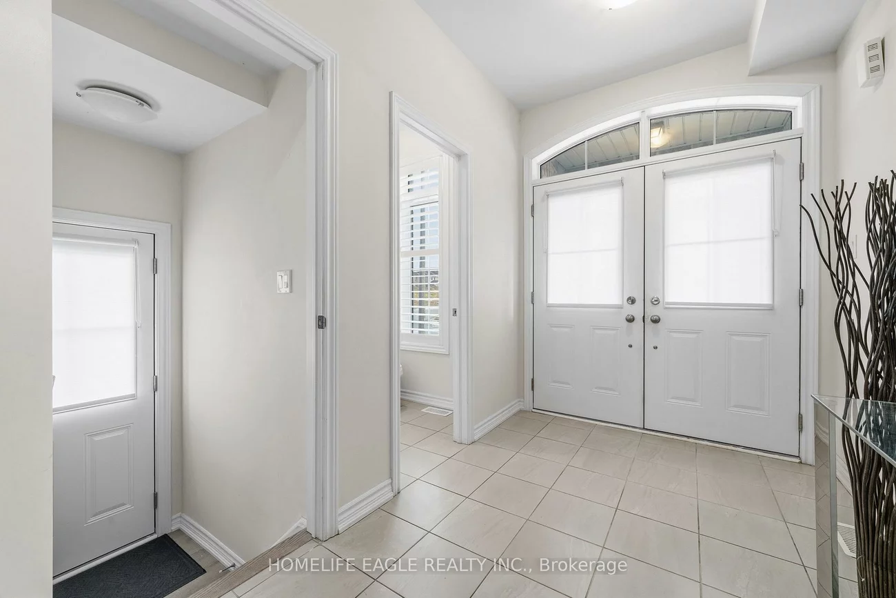 20, Viola, Sharon, East Gwillimbury