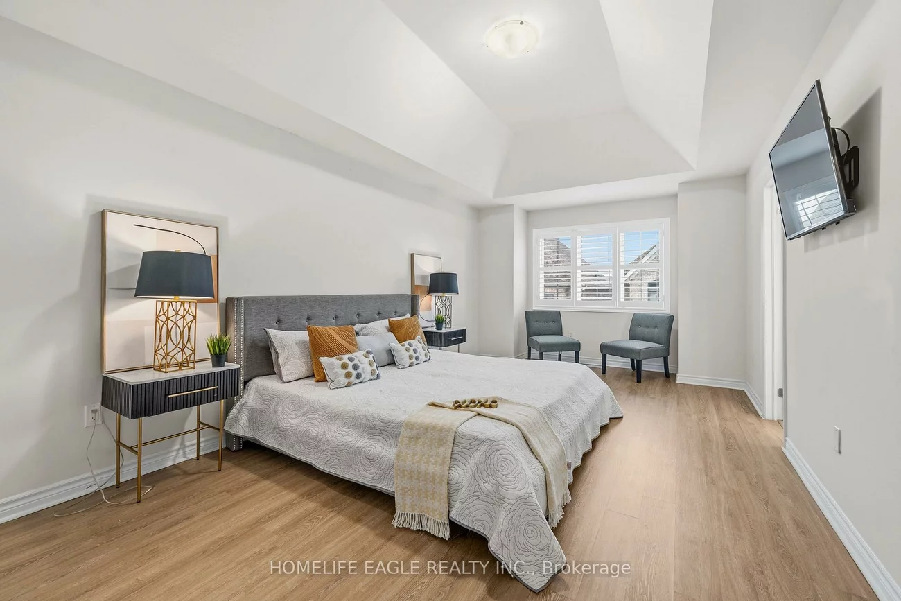 20, Viola, Sharon, East Gwillimbury