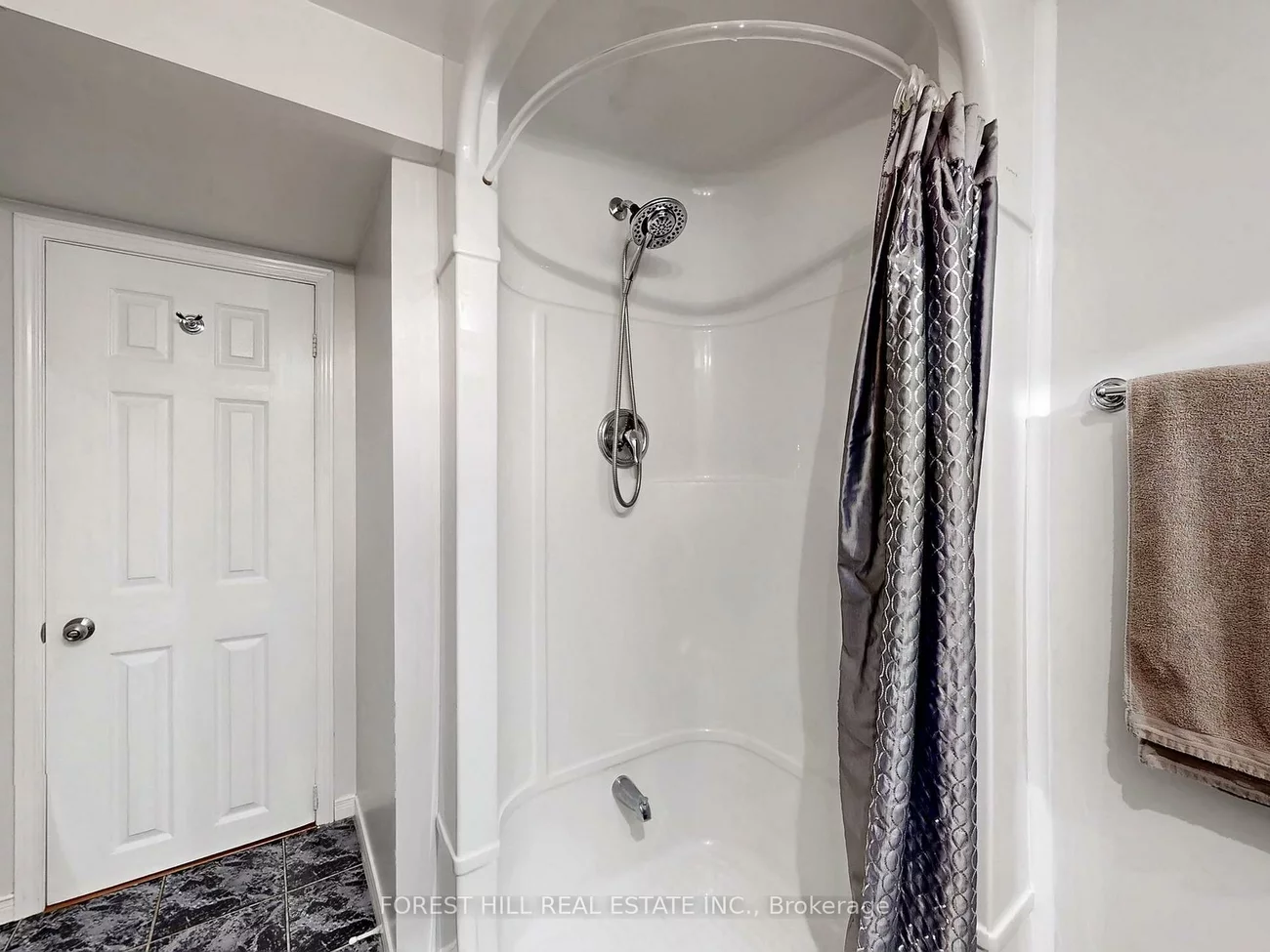 16, Royal Cedar, Holland Landing, East Gwillimbury