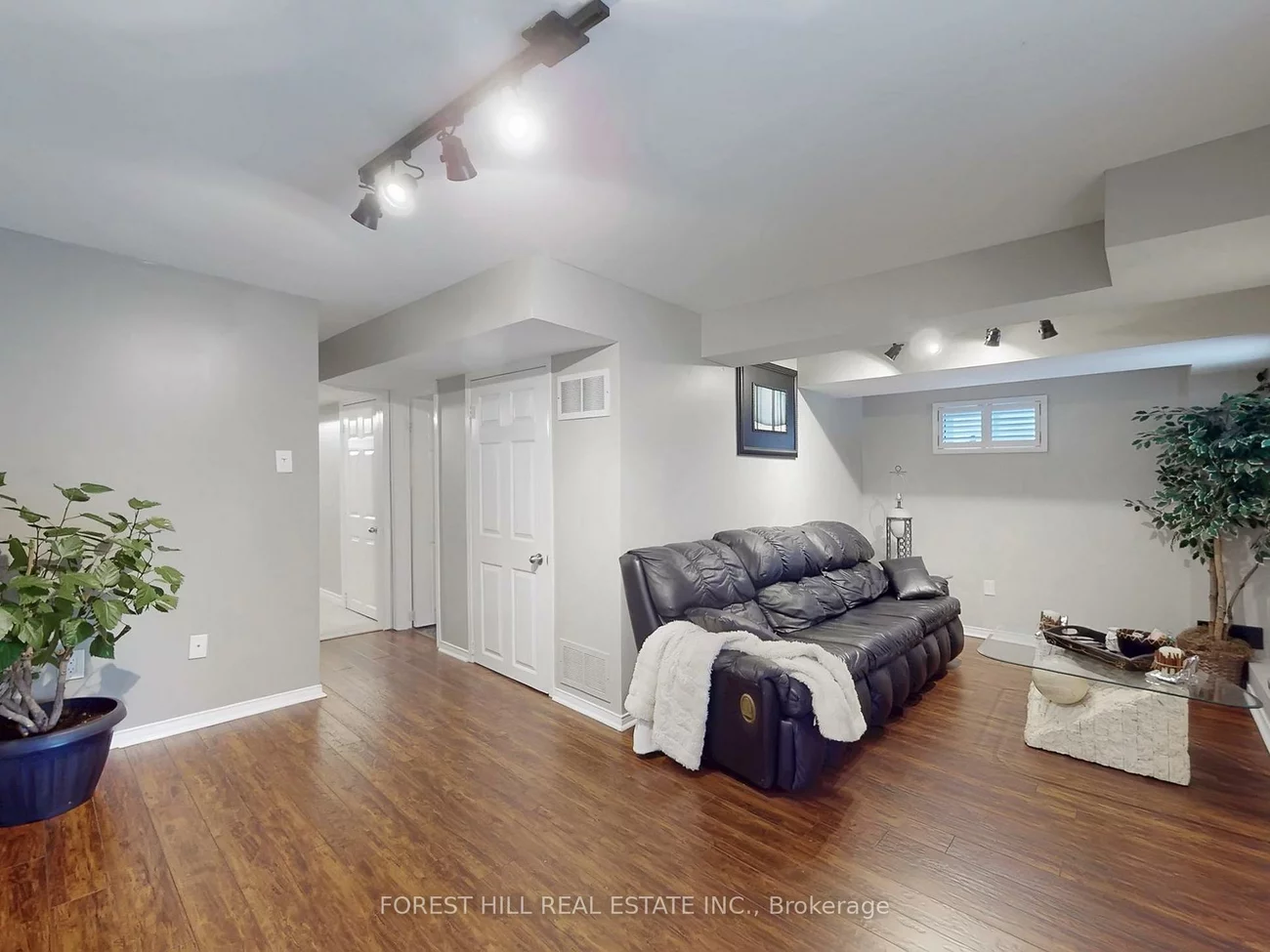 16, Royal Cedar, Holland Landing, East Gwillimbury