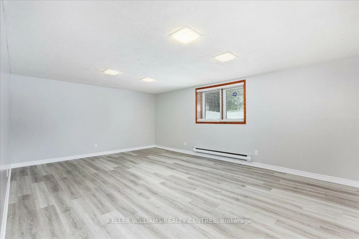 21489, Warden, Rural East Gwillimbury, East Gwillimbury