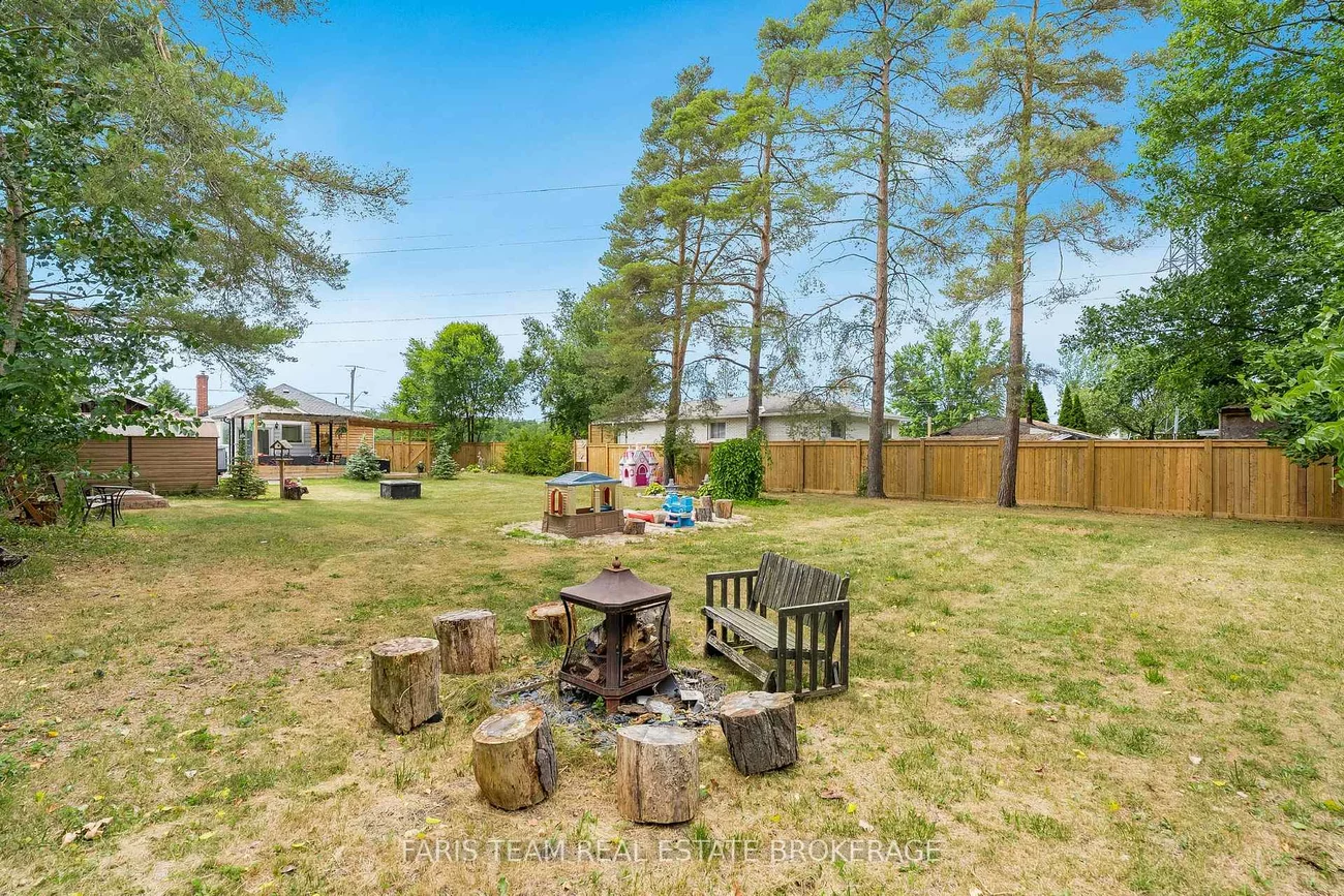 11, Park, Holland Landing, East Gwillimbury