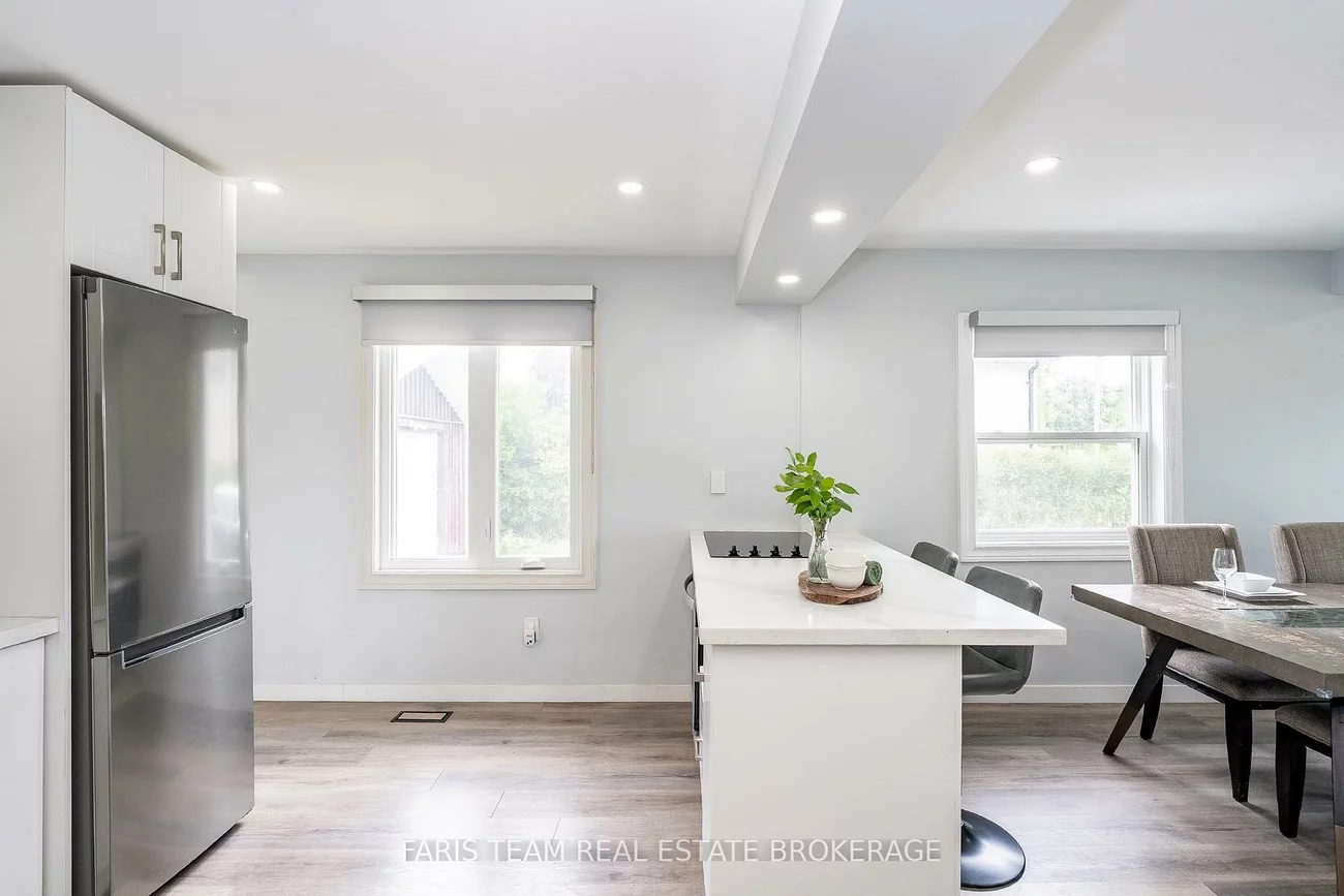 11, Park, Holland Landing, East Gwillimbury