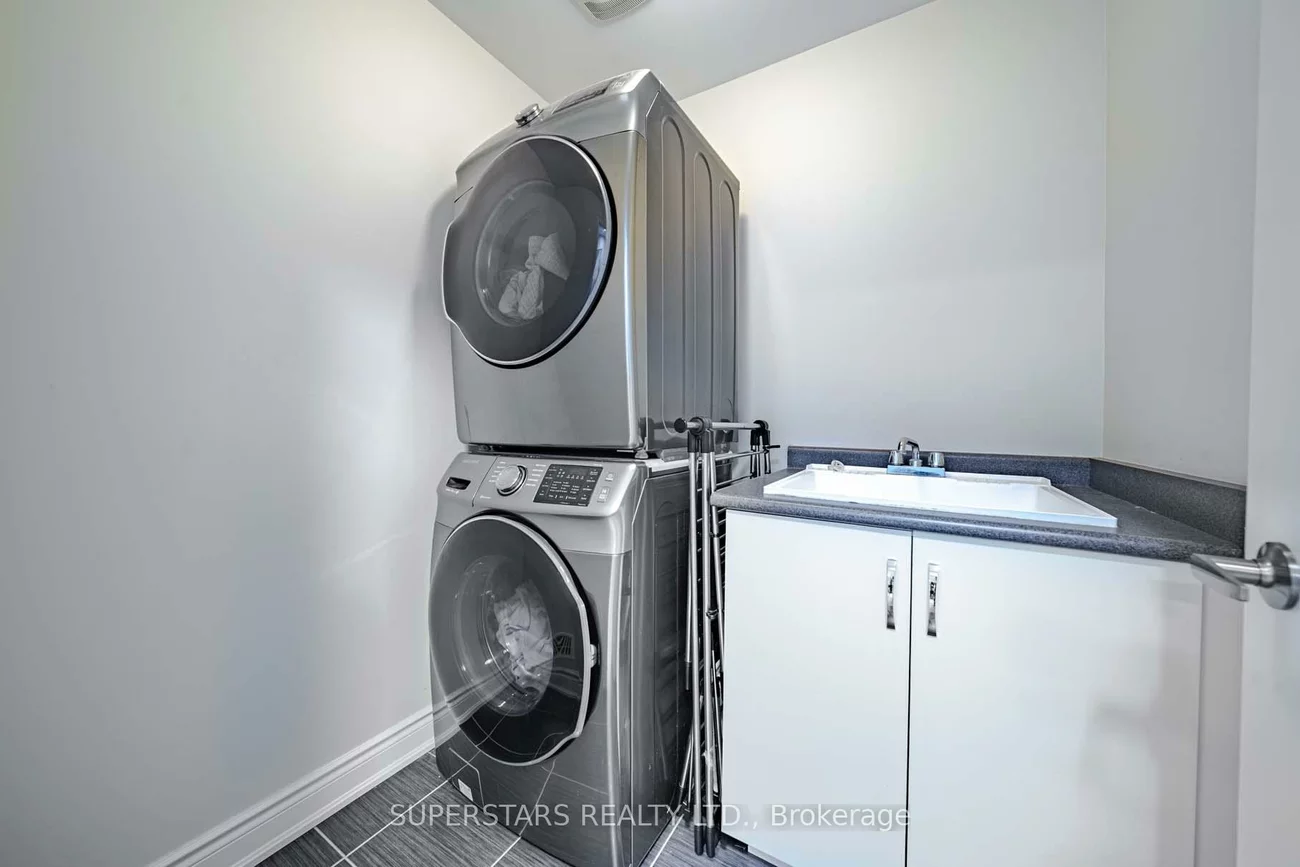 30, Festival, Sharon, East Gwillimbury