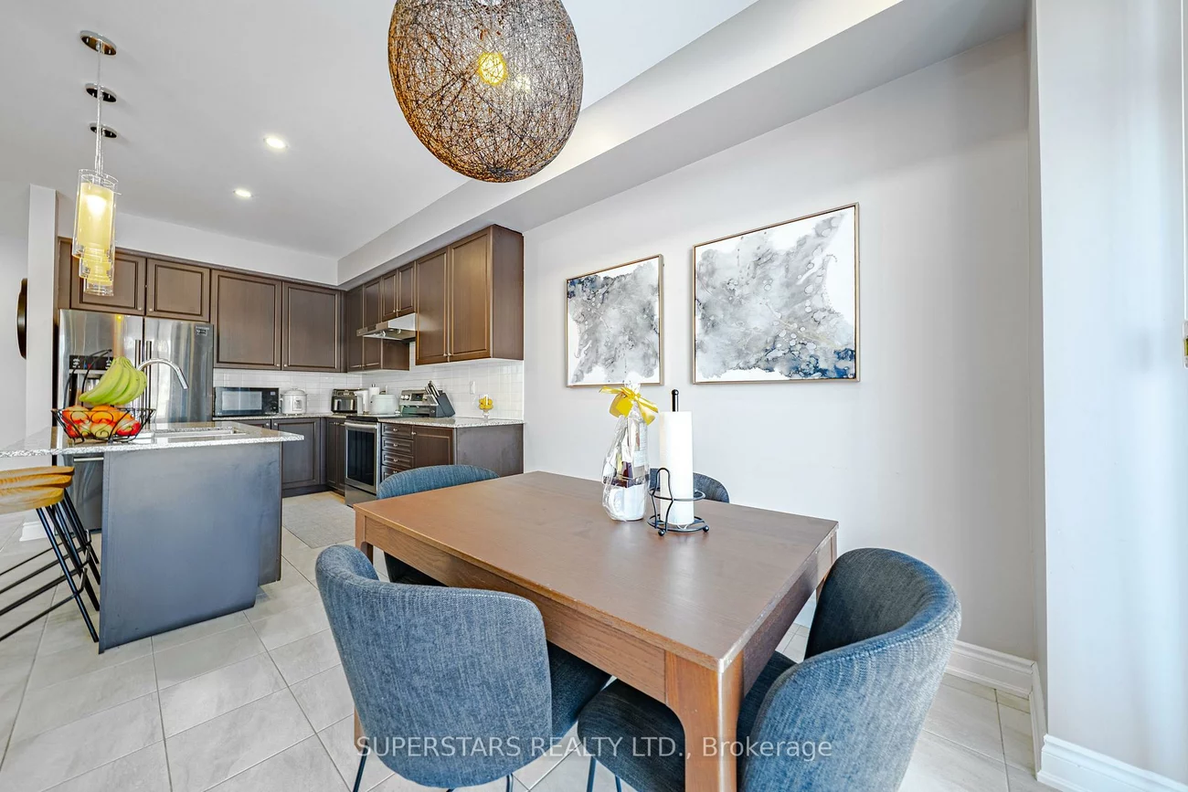 30, Festival, Sharon, East Gwillimbury