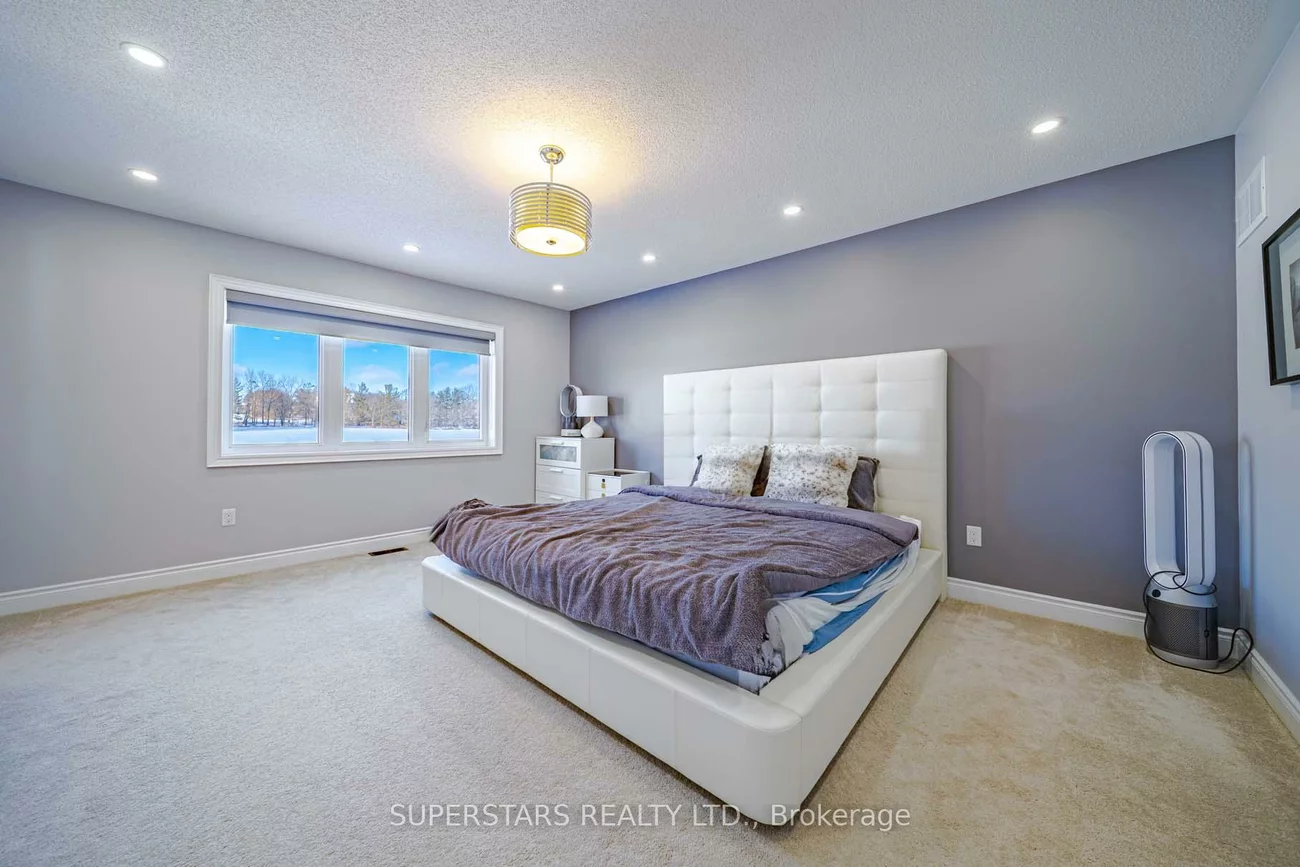 30, Festival, Sharon, East Gwillimbury