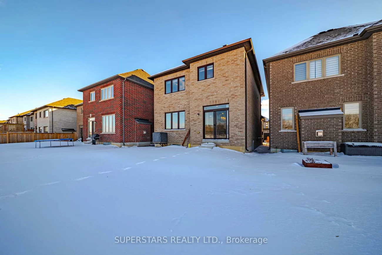 30, Festival, Sharon, East Gwillimbury