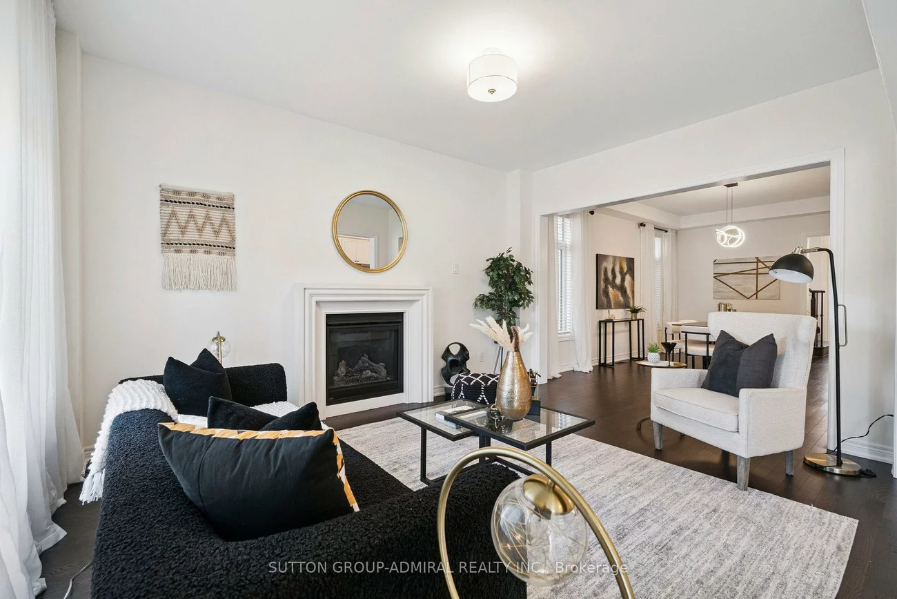 15, John Smith, Holland Landing, East Gwillimbury