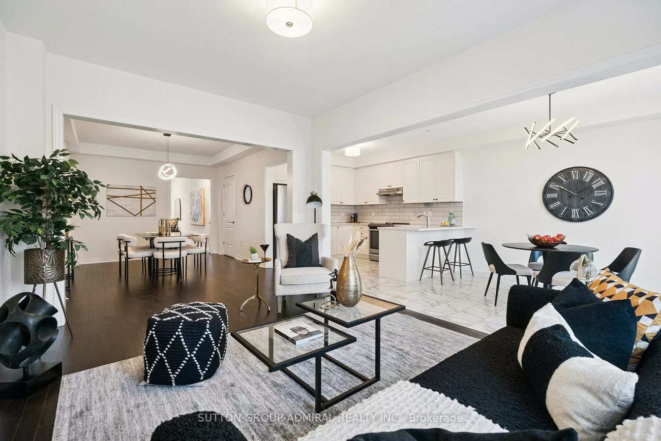 15, John Smith, Holland Landing, East Gwillimbury