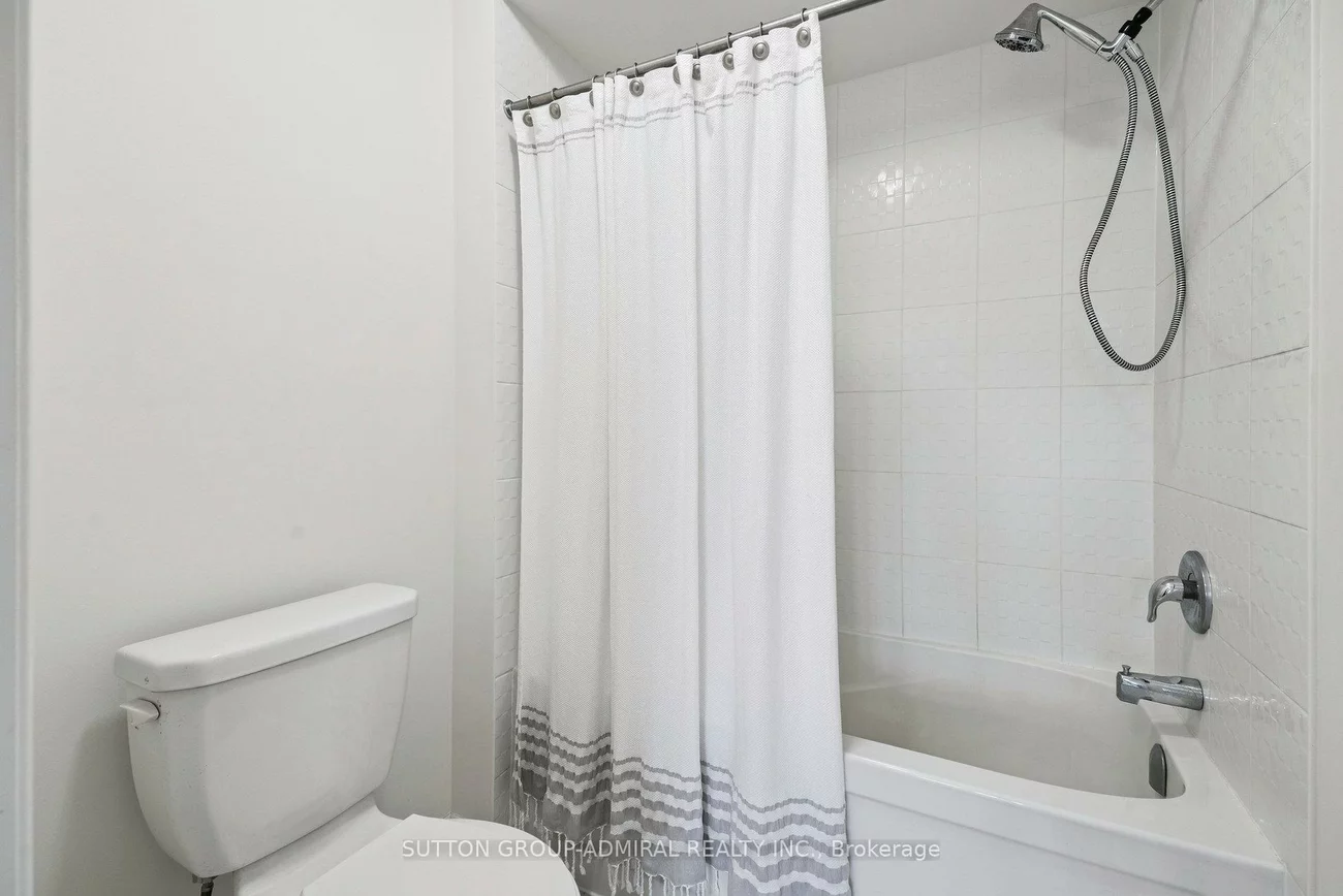 15, John Smith, Holland Landing, East Gwillimbury