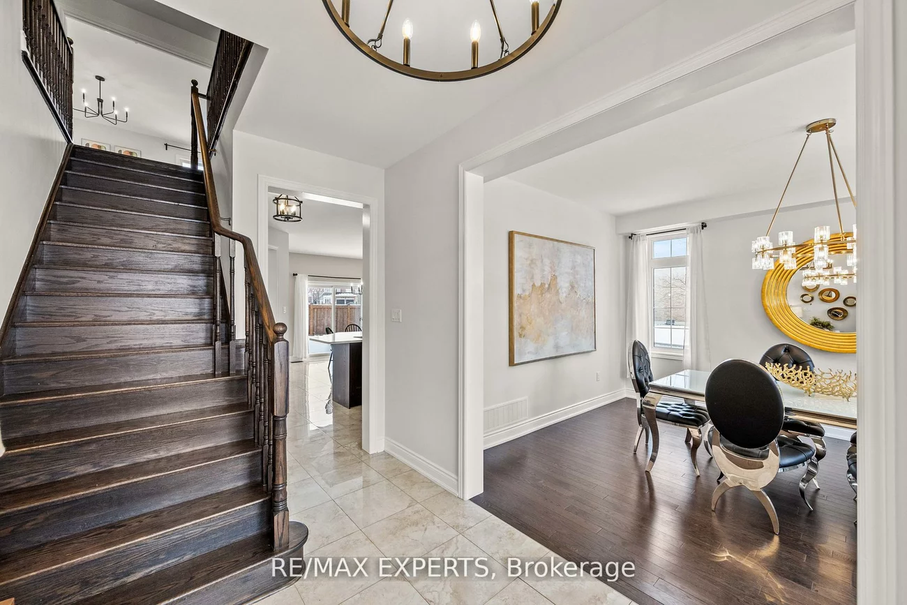 16, Vivian Creek, Mt Albert, East Gwillimbury