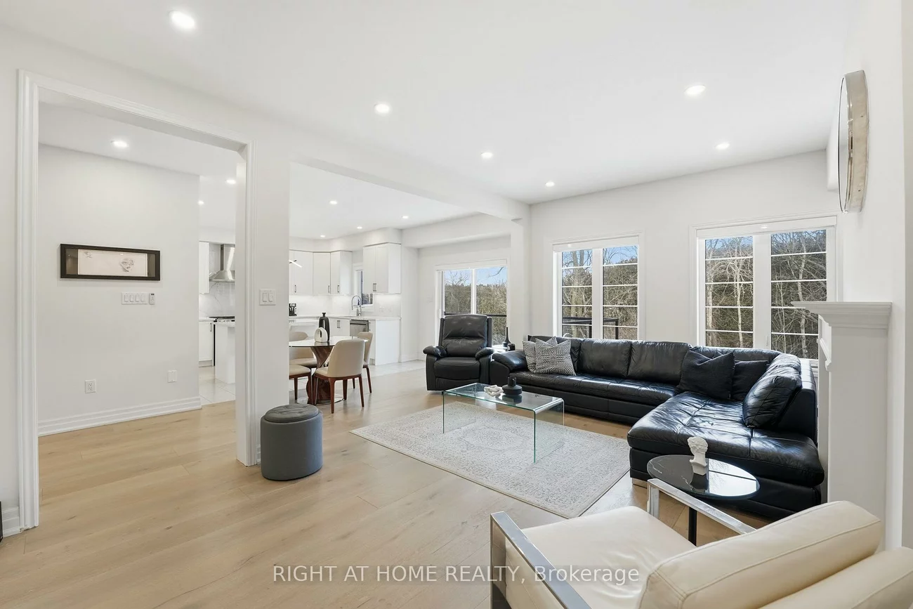 58, Charles White, Sharon, East Gwillimbury