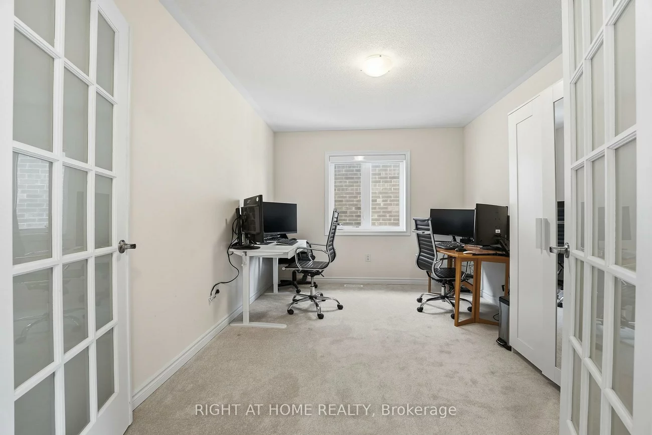 58, Charles White, Sharon, East Gwillimbury