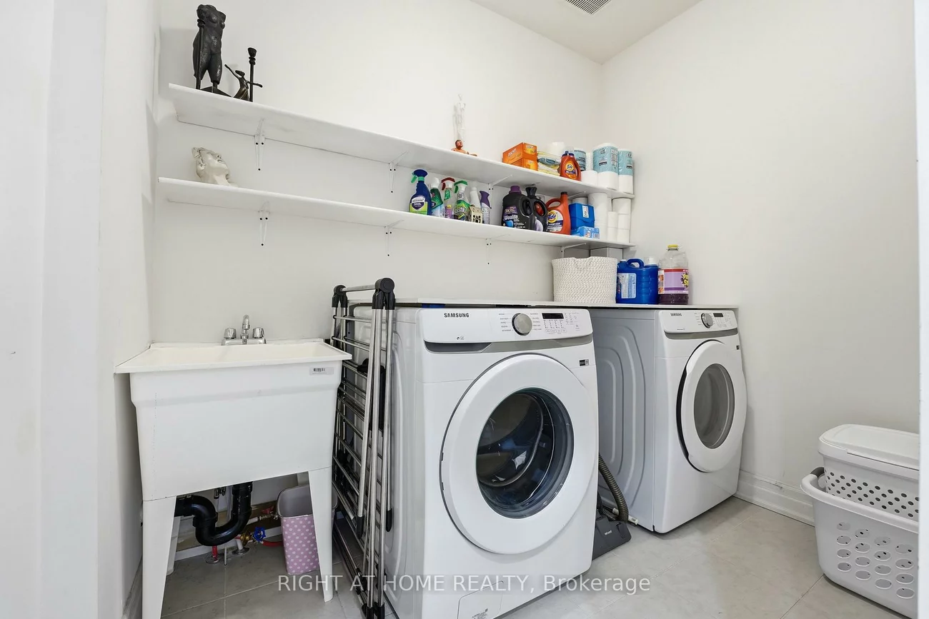 58, Charles White, Sharon, East Gwillimbury